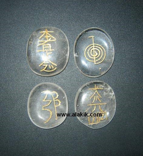 Picture of Crystal Quartz Usai Reiki Set with pouch