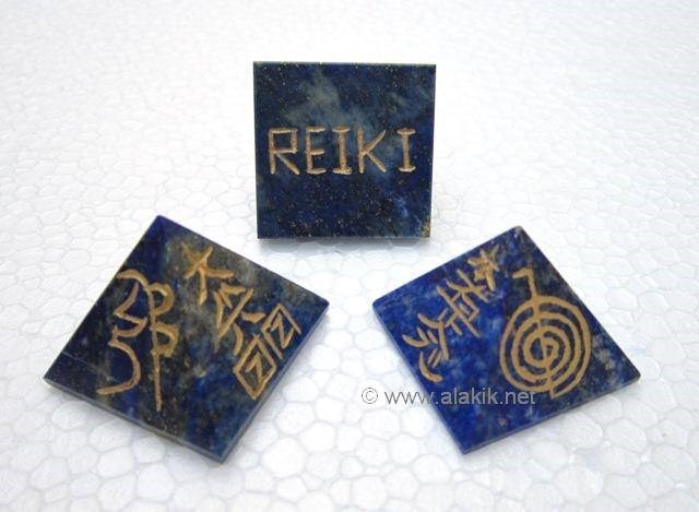 Picture of Lapis Lazuli Usai Reiki pyramid 