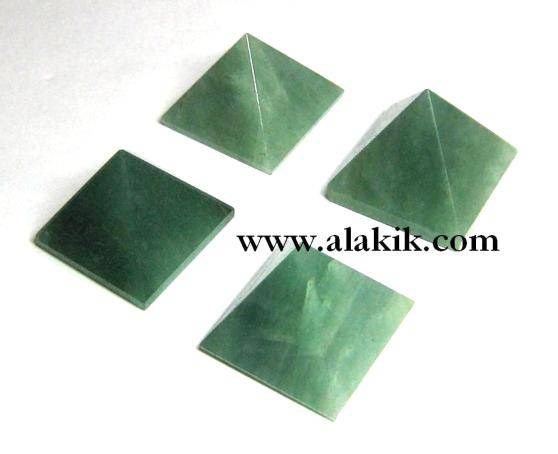 Picture of Green Aventurine Pyramid