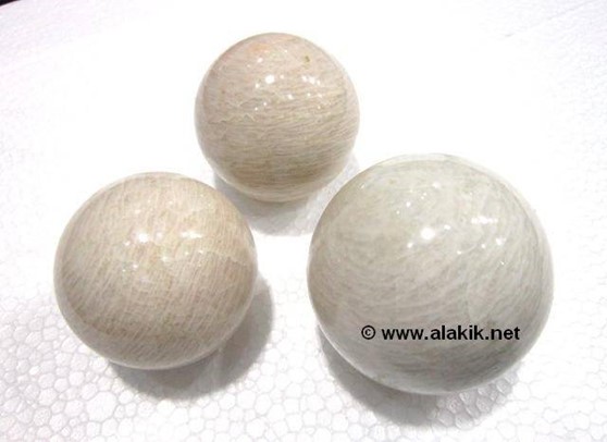 Picture of Cream Moonstone Balls