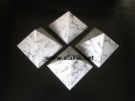 Picture of Howlite Pyramids