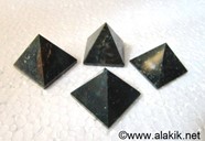 Picture of Blood Stone Pyramids 23-28mm