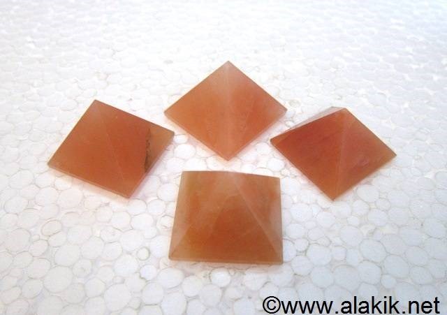 Picture of Orange Aventurine Pyramids 23-28mm