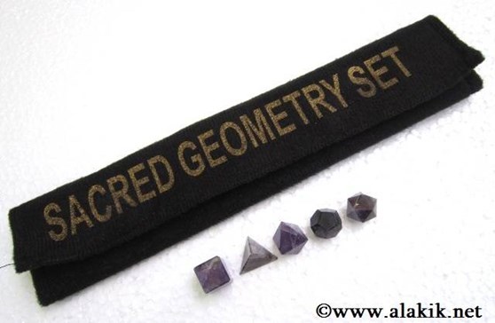 Picture of Amethyst 5pcs Geometry set with velvet purse