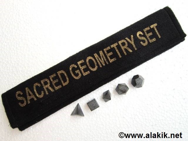 Picture of Hematite 5pcs Geometry set with velvet purse