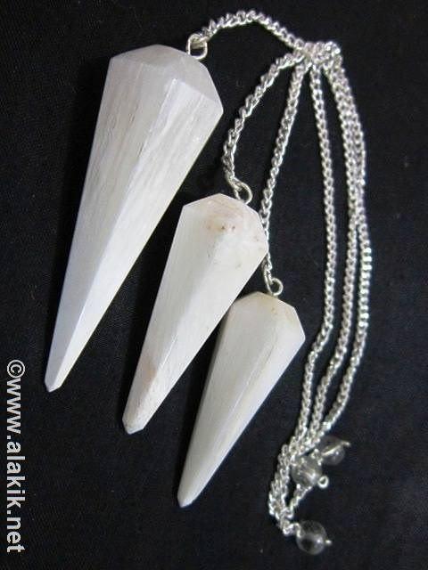 Picture of Scolecite 6 facet pendulum