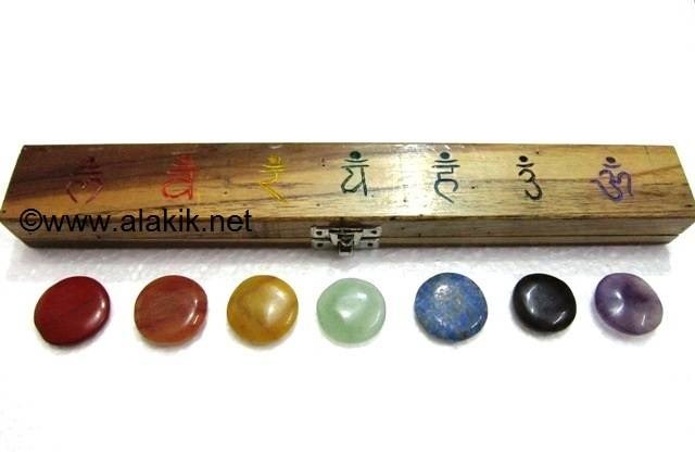 Picture of Plain Chakra Disc Set with Engrave Sanskrit box