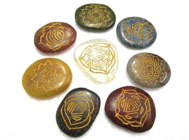 Picture of Ananta 8 chakra Stone Set