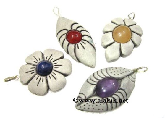 Picture of Handmade Tibetan Flower pendants
