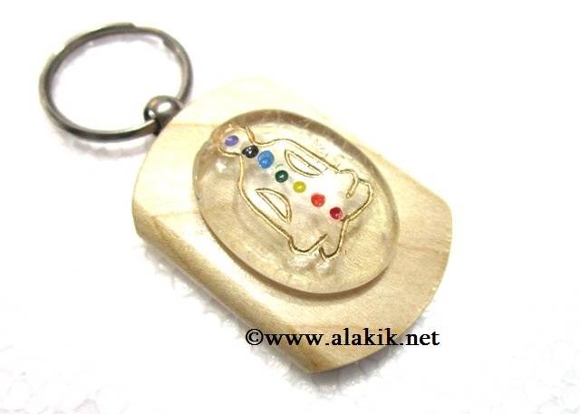 Picture of Engrave Crystal Buddha Wooden Keyring