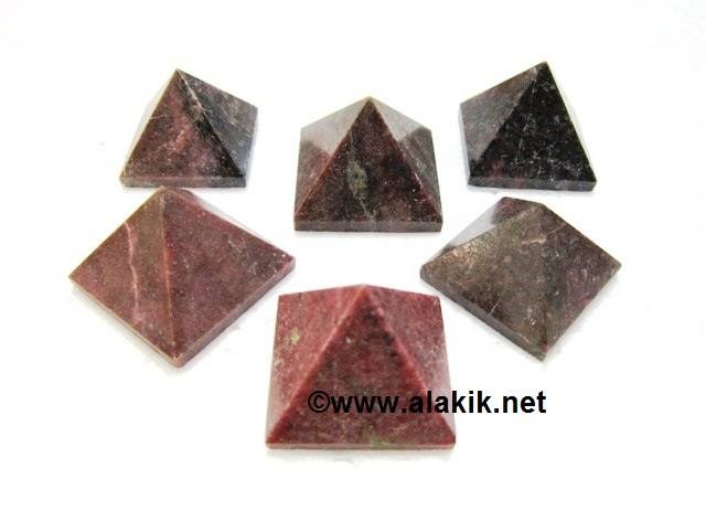 Picture of Rhodonite Pyramids 22-28mm