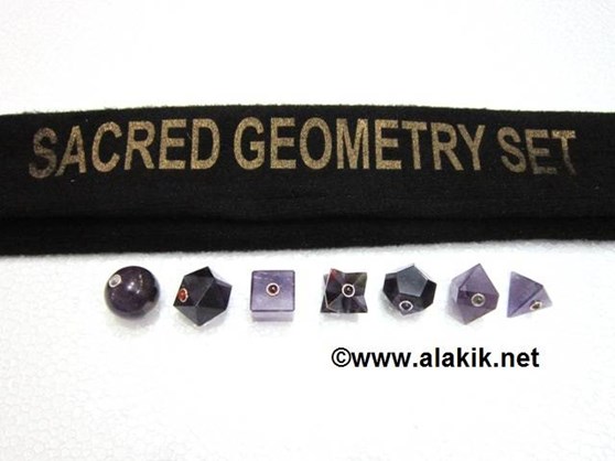 Picture of Amethyst 7pcs Geometry set  with chakra cabs Velvet purse