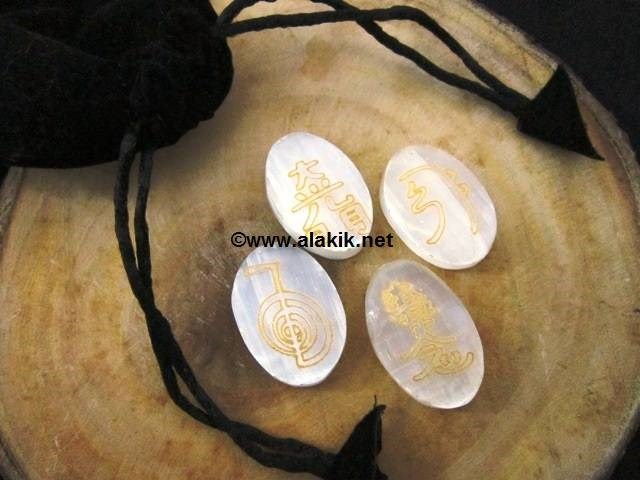 Picture of Selenite Usai reiki set with pouch