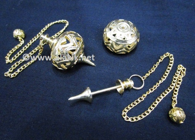 Picture of Golden Pointed Filigree Pendulum