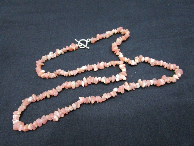 Picture of Rodocrosite Chips Necklace