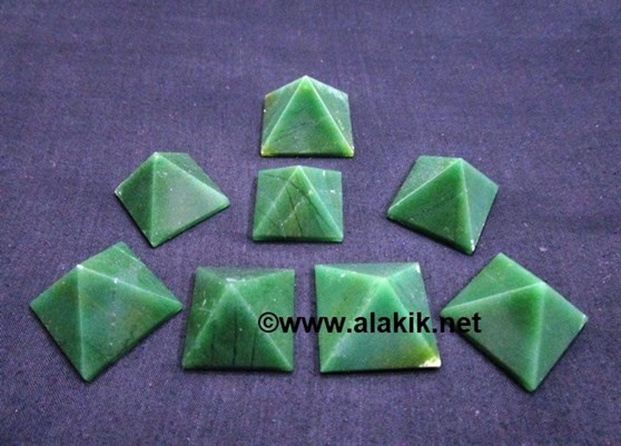 Picture of Dark Green Jade Pyramids 22-28mm