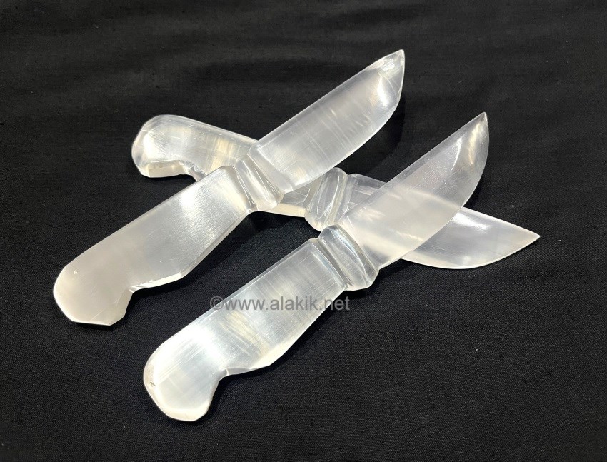 Picture of Selenite Altar Knife